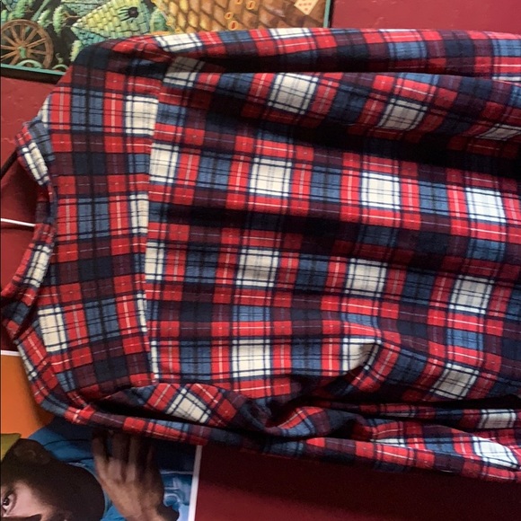 Red flannel - Picture 3 of 4
